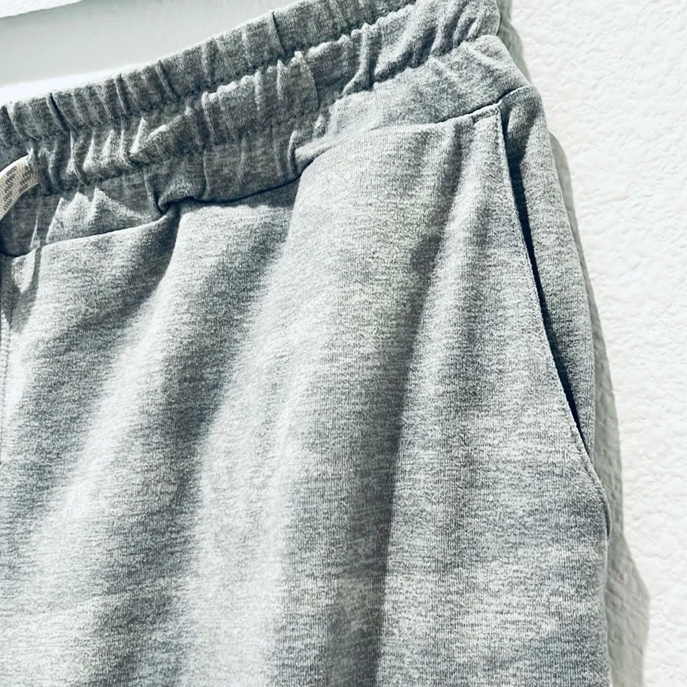 Vuori  Gray Camo Performance Joggers - Picture 4 of 6